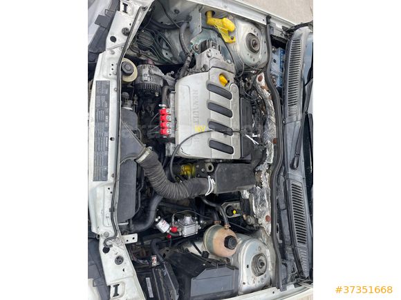 Sahibinden Renault Megane 1.4 2001 Model