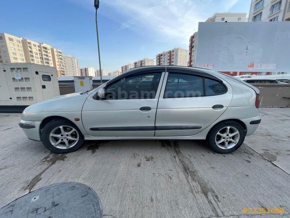 Sahibinden Renault Megane 1.4 2001 Model