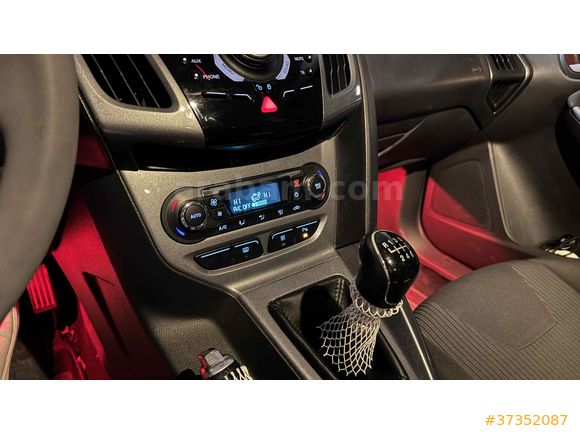 Sahibinden Ford Focus 1.6 TDCi Titanium 2013 Model 