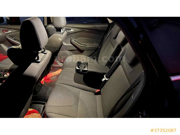 Sahibinden Ford Focus 1.6 TDCi Titanium 2013 Model 