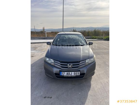 Sahibinden Honda City 1.4 LS 2011 Model