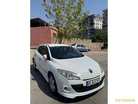 RENAULT MEGANE III PRİVİLEGE 110HP OTOMATİK AZ YAKAR ÇOK KAÇAR
