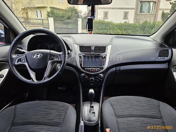 Sahibinden Hyundai Accent Blue 1.6 CRDI Mode Plus 2015 Model