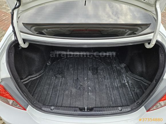 Sahibinden Hyundai Accent Blue 1.6 CRDI Mode Plus 2015 Model