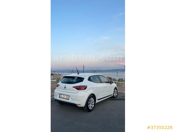 Sahibinden Renault Clio 1.0 SCe Joy 2021 Model