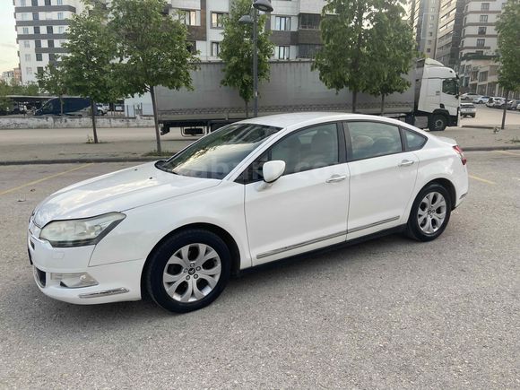 Bakımlı-Temiz 2012 model Citroen C5 1.6 e-HDi Confort   