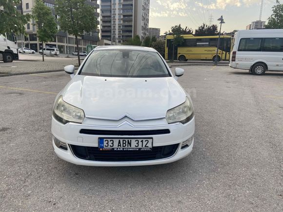 Bakımlı-Temiz 2012 model Citroen C5 1.6 e-HDi Confort   