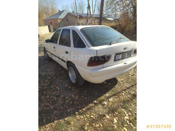 Sahibinden Ford Escort 1.6 CLX 1996 Model