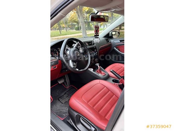 Sahibinden Volkswagen Jetta 1.6 TDi Comfortline 2011 Model 
