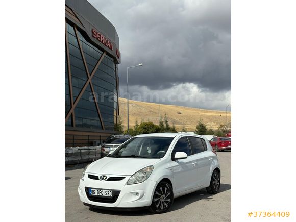 Sahibinden Hyundai i20 1.4 CRDi Style 2011 Model