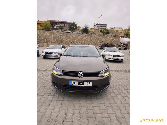 Sahibinden Volkswagen Jetta 1.2 TSi Trendline 2012 Model