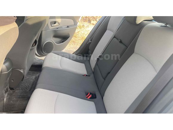 86bindeOtomatik Chevrolet Cruze 1.6 LS 2010 Model  