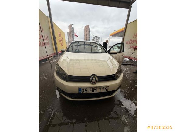 Sahibinden Volkswagen Golf 1.6 TDi Trendline 2012 Model  225.900 km Beyaz