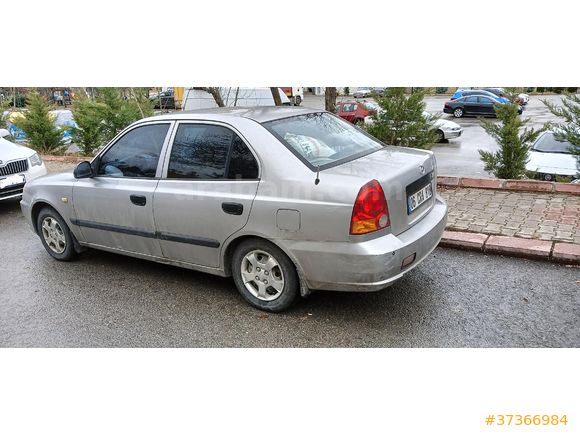 Hyundai Accent 1.3 Admire /Otomatik 2003