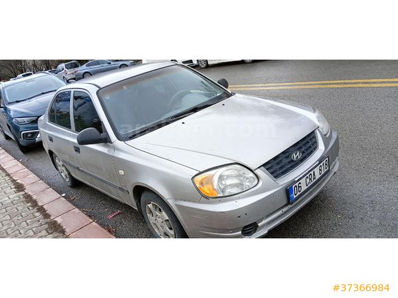 Hyundai Accent 1.3 Admire /Otomatik 2003
