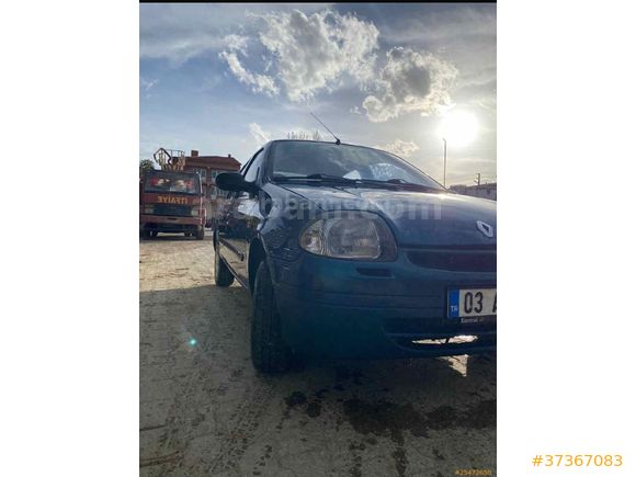Sahibinden Renault Clio 1.4 RNA 2000 Model 