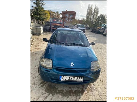 Sahibinden Renault Clio 1.4 RNA 2000 Model 
