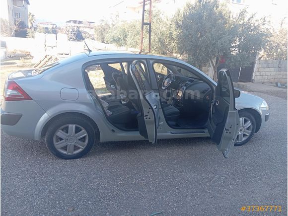 Sahibinden Renault Megane 1.6 Dynamique 2004 Model