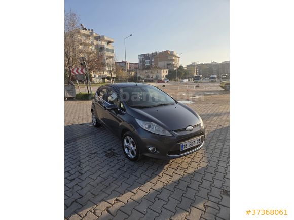 Sahibinden Ford Fiesta 1.4 Titanium 2010 Model