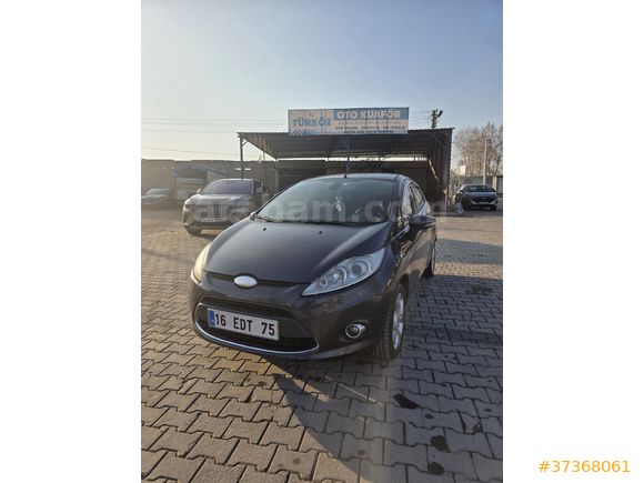 Sahibinden Ford Fiesta 1.4 Titanium 2010 Model