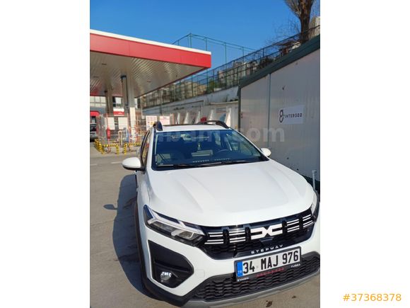 Sahibinden Dacia Sandero Stepway 1.0 Tce Expression 2024 Model  13.500 km Beyaz