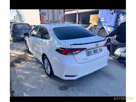 Sahibinden Toyota Corolla 1.5 Dream 2023 Model 