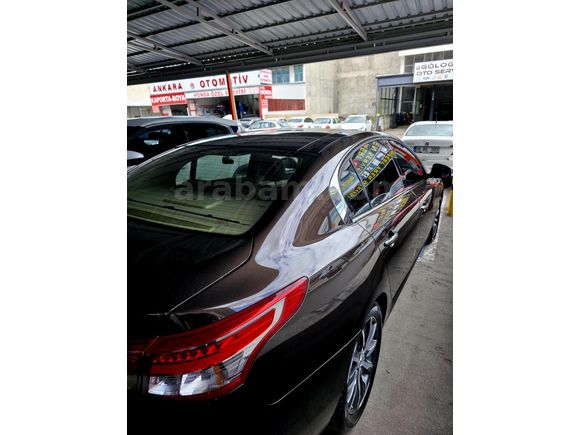 Sahibinden Renault Latitude 1.5 dCi Executive 2013 Model  Kahverengi