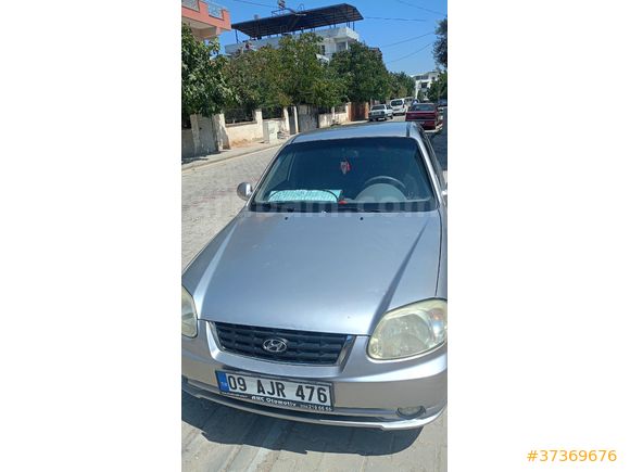 Sahibinden Hyundai Accent 1.6 Admire 2005 Model  255.555 km Gri (Gümüş)
