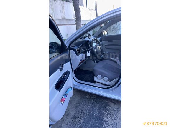 2007 model Hyundai Accent Era 1.4 benzin LPG li