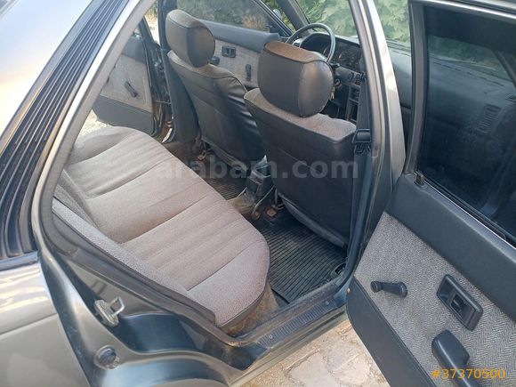 Sahibinden Toyota Corolla 1.6 GL 1990 Model