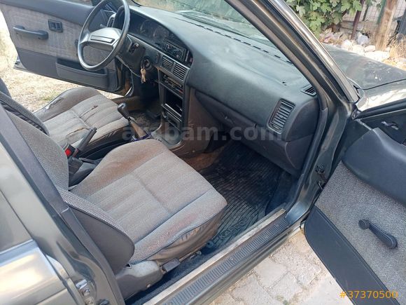 Sahibinden Toyota Corolla 1.6 GL 1990 Model