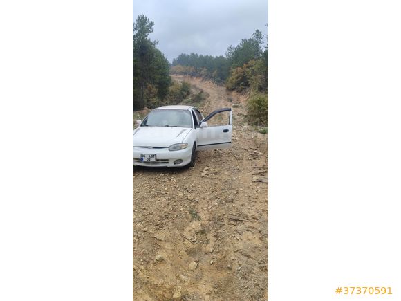 Sahibinden Hyundai Accent 1.5 GLS 1998 Model