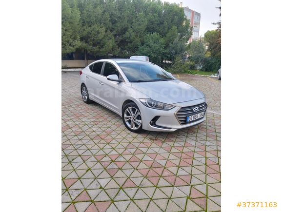 Elantra 1.6 CRDi Kazasız Kayıtsız Boyasız Degisensiz Masrafsiz