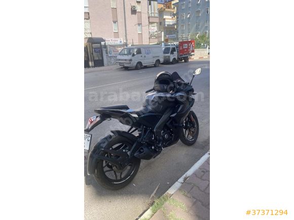 ??? 2024 BAJAJ RS200 — 9.100 KM — DEĞİŞENSİZ — ACİL SATILIK