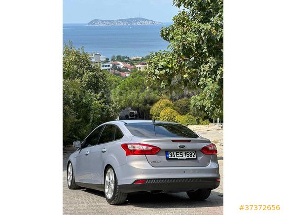 Sahibinden Ford Focus 1.6 TDCi Titanium 2012 Model 