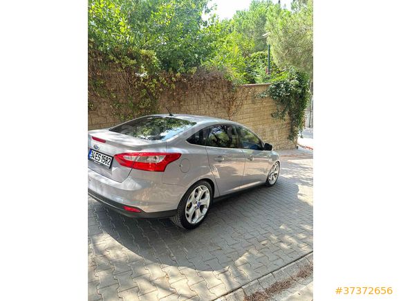 Sahibinden Ford Focus 1.6 TDCi Titanium 2012 Model 