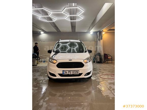 Sahibinden Ford Tourneo Courier 1.6 TDCi Trend 2017 Model 