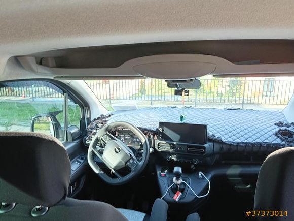 Sahibinden Opel Combo 1.5 CDTI Essential 2025 Model
