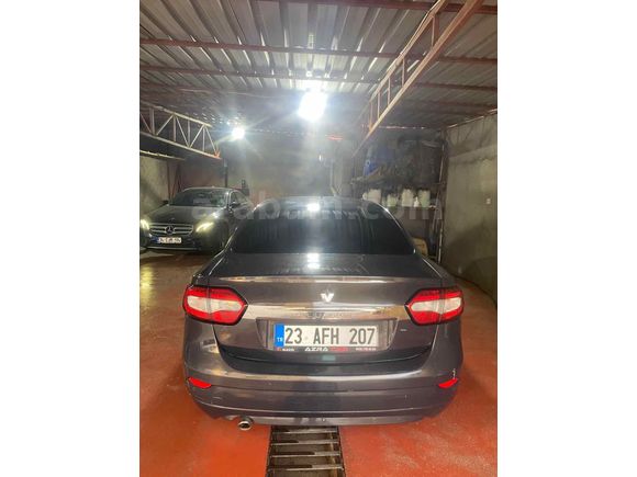 Galeriden Renault Fluence 1.5 dCi Icon Prestij sunruflu  2015 Model Elazığ