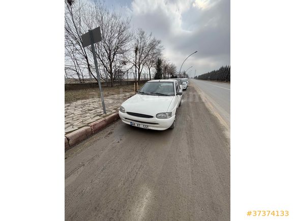 Sahibinden Ford Escort 1.6 CLX 1998 Model 