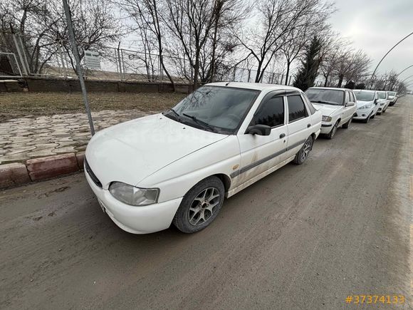 Sahibinden Ford Escort 1.6 CLX 1998 Model 