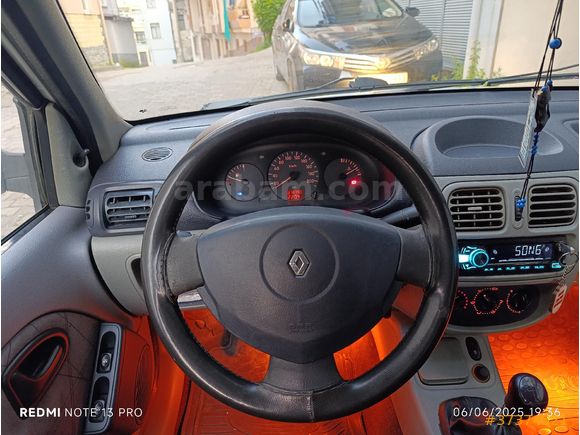 tek parça boyalı Renault Clio 1.5 dCi Authentique 2003 Model