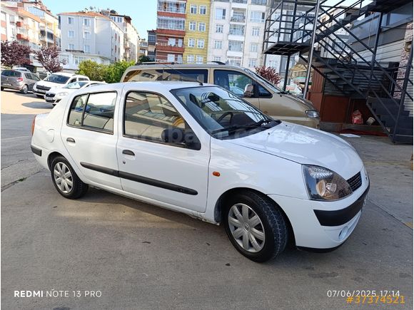tek parça boyalı Renault Clio 1.5 dCi Authentique 2003 Model