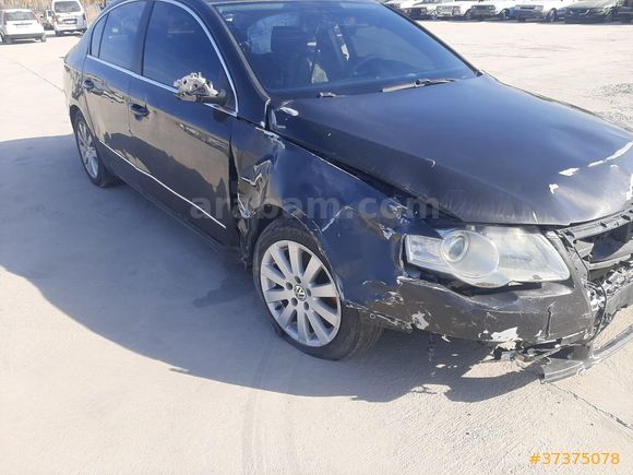 KAREN YEDİEMİN'DEN 2006 PASSAT 2.0 FSI OTOMATİK 166.000 KM DE