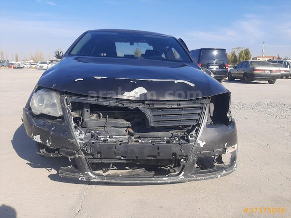 KAREN YEDİEMİN'DEN 2006 PASSAT 2.0 FSI OTOMATİK 166.000 KM DE