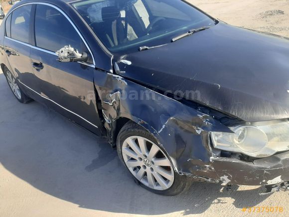 KAREN YEDİEMİN'DEN 2006 PASSAT 2.0 FSI OTOMATİK 166.000 KM DE