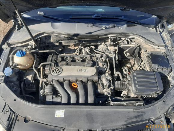KAREN YEDİEMİN'DEN 2006 PASSAT 2.0 FSI OTOMATİK 166.000 KM DE