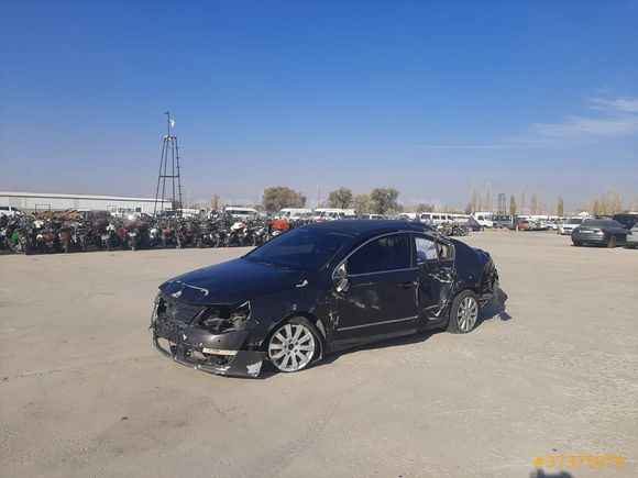 KAREN YEDİEMİN'DEN 2006 PASSAT 2.0 FSI OTOMATİK 166.000 KM DE