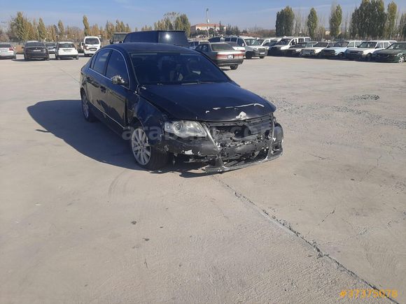 KAREN YEDİEMİN'DEN 2006 PASSAT 2.0 FSI OTOMATİK 166.000 KM DE