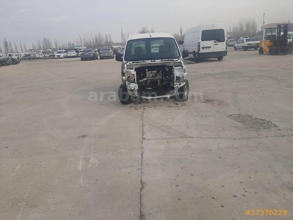 KAREN YEDİEMİN'DEN PARTNER 2004 MODEL 2.0 HDI 190C